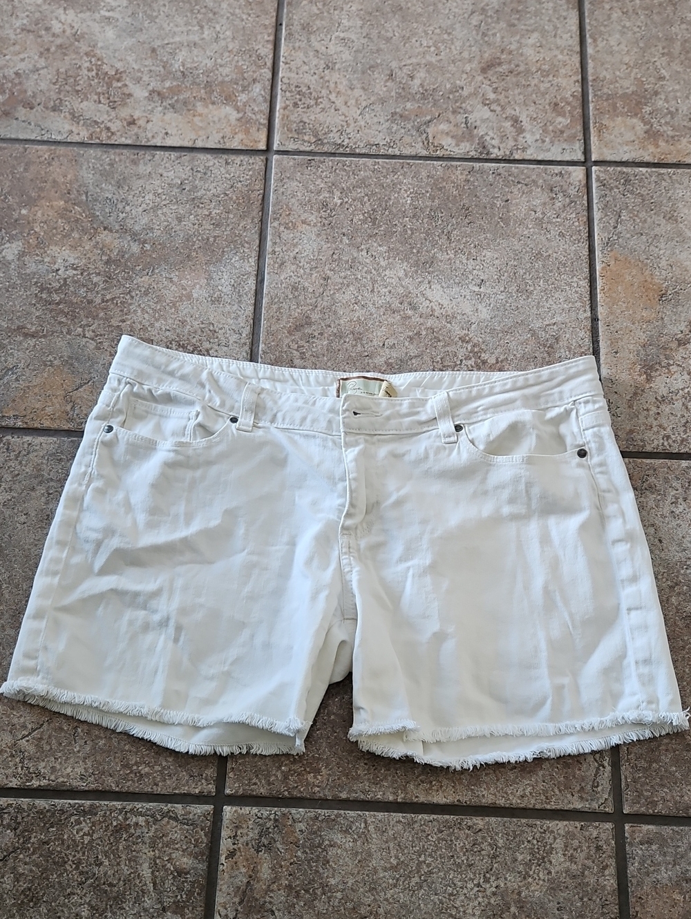 Paige Jimmy Jimmy Women's White Denim Frayed Hem Shorts